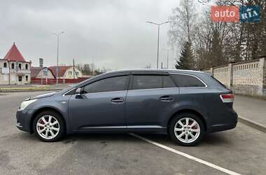 Універсал Toyota Avensis 2008 в 