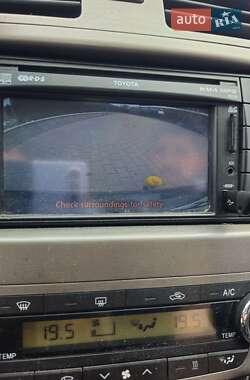 Седан Toyota Avensis 2010 в 