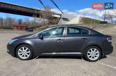 Седан Toyota Avensis 2009 в 