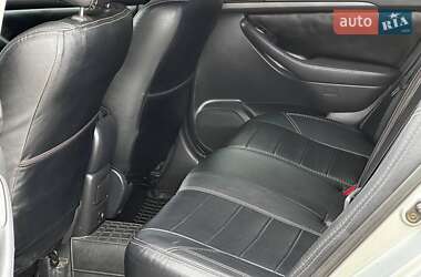 Седан Toyota Avensis 2005 в Одессе