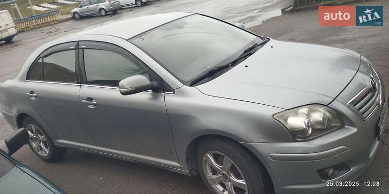 Toyota Avensis 2008