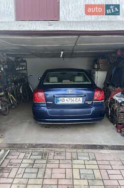 Седан Toyota Avensis 2003 в 