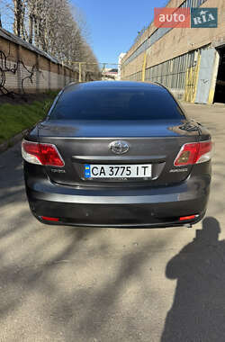 Седан Toyota Avensis 2009 в 