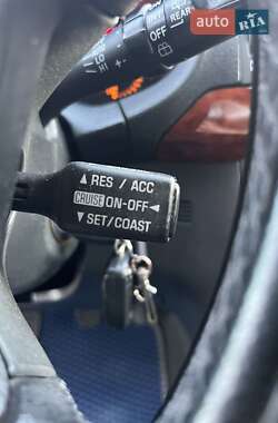 Універсал Toyota Avensis 2005 в 