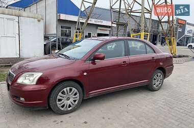 Седан Toyota Avensis 2004 в 