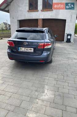 Универсал Toyota Avensis 2010 в 