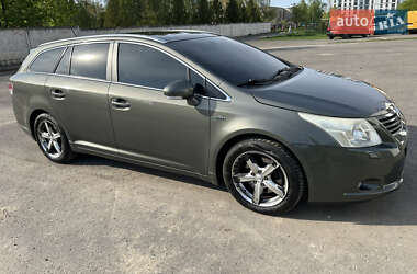 Універсал Toyota Avensis 2010 в 