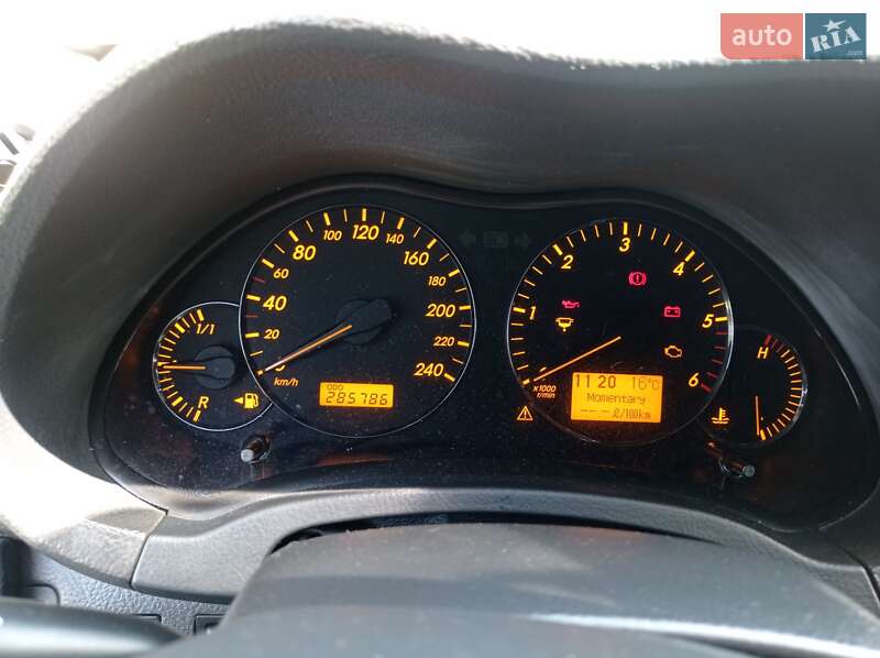 Универсал Toyota Avensis 2007 в Самборе