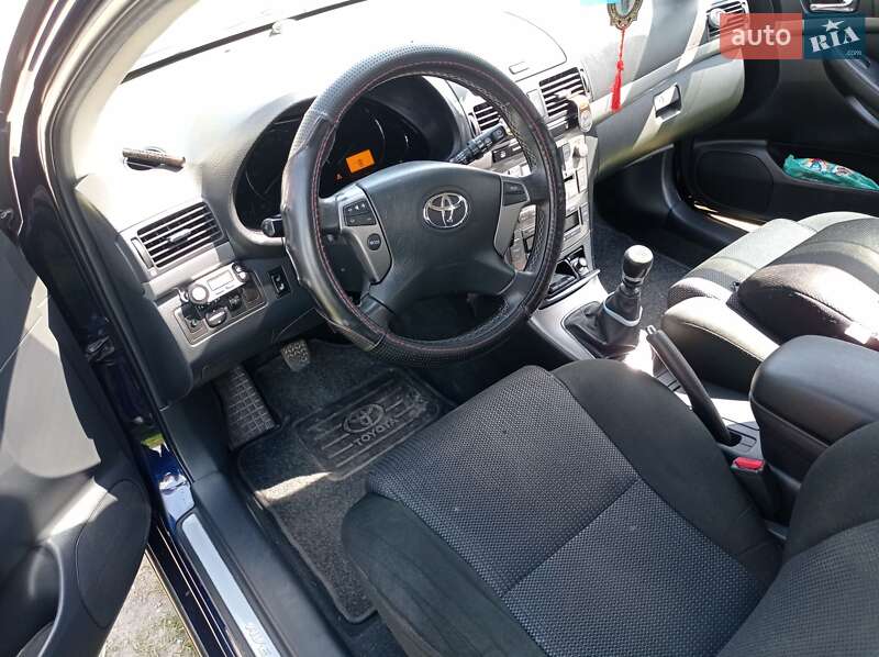 Универсал Toyota Avensis 2007 в Самборе