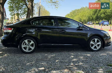Седан Toyota Avensis 2008 в 