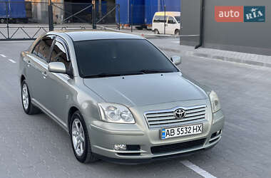 Ліфтбек Toyota Avensis 2004 в 