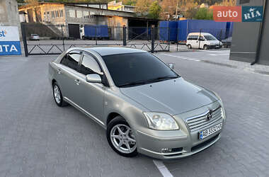 Ліфтбек Toyota Avensis 2004 в 