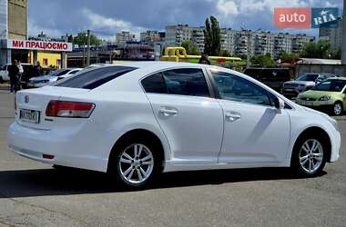Седан Toyota Avensis 2011 в 