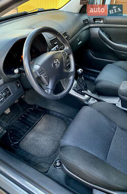 Универсал Toyota Avensis 2008 в 