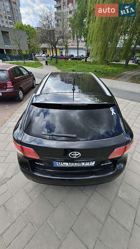 Универсал Toyota Avensis 2009 в Львове