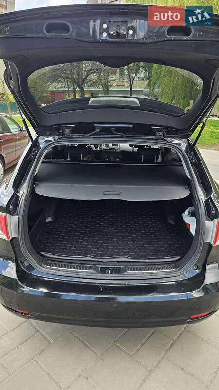 Универсал Toyota Avensis 2009 в Львове