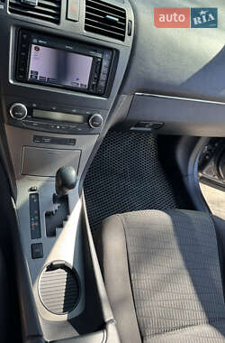 Универсал Toyota Avensis 2009 в 