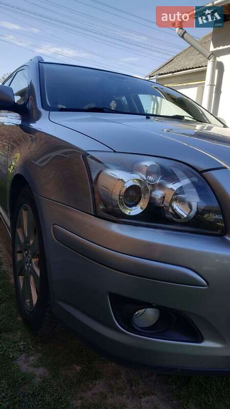 Універсал Toyota Avensis 2007 в Сокалі