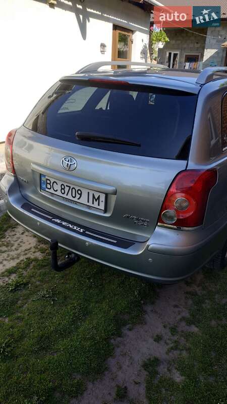 Універсал Toyota Avensis 2007 в Сокалі