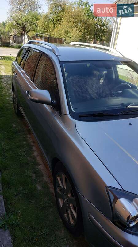Універсал Toyota Avensis 2007 в Сокалі