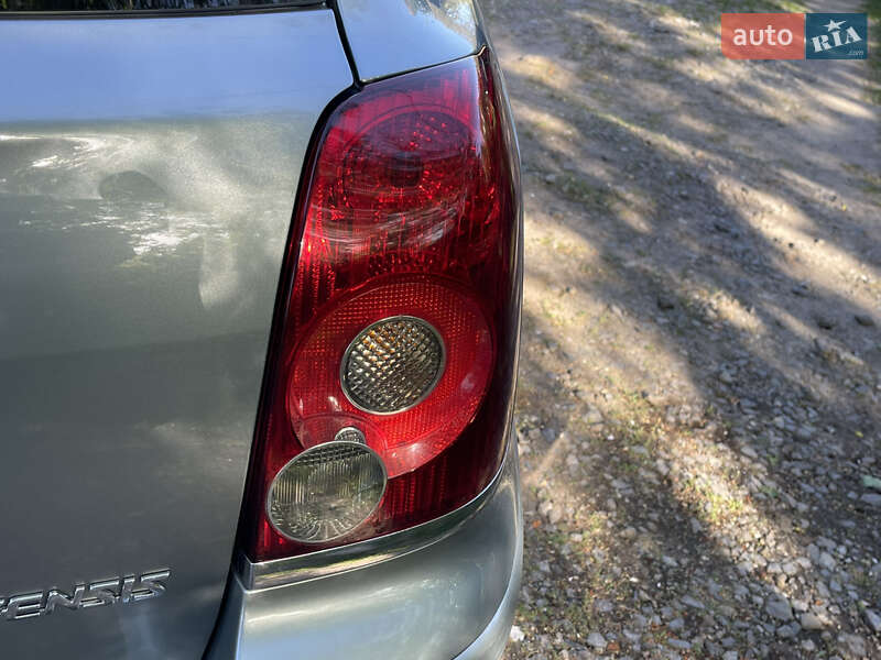 Универсал Toyota Avensis 2008 в Виннице