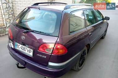 Универсал Toyota Avensis 1999 в 