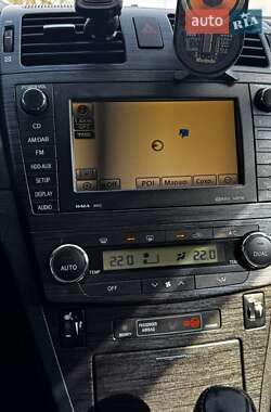 Седан Toyota Avensis 2009 в 