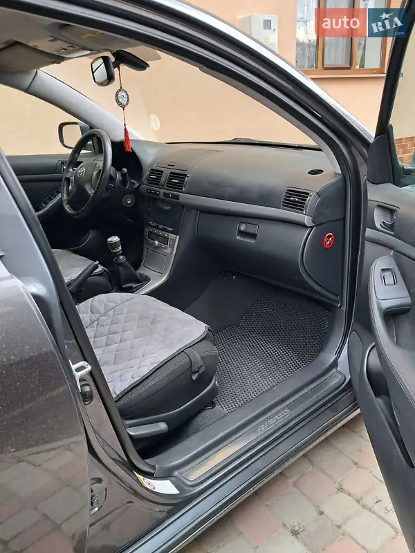 Універсал Toyota Avensis 2008 в 