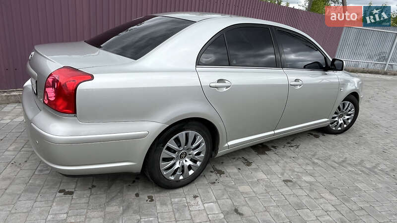 Седан Toyota Avensis 2005 в Ровно фото 8 Седан Toyota Avensis 2005 в Ровно