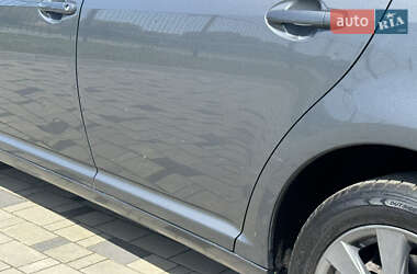 Універсал Toyota Avensis 2005 в 
