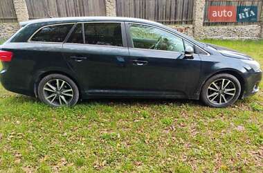 Универсал Toyota Avensis 2013 в Надворной