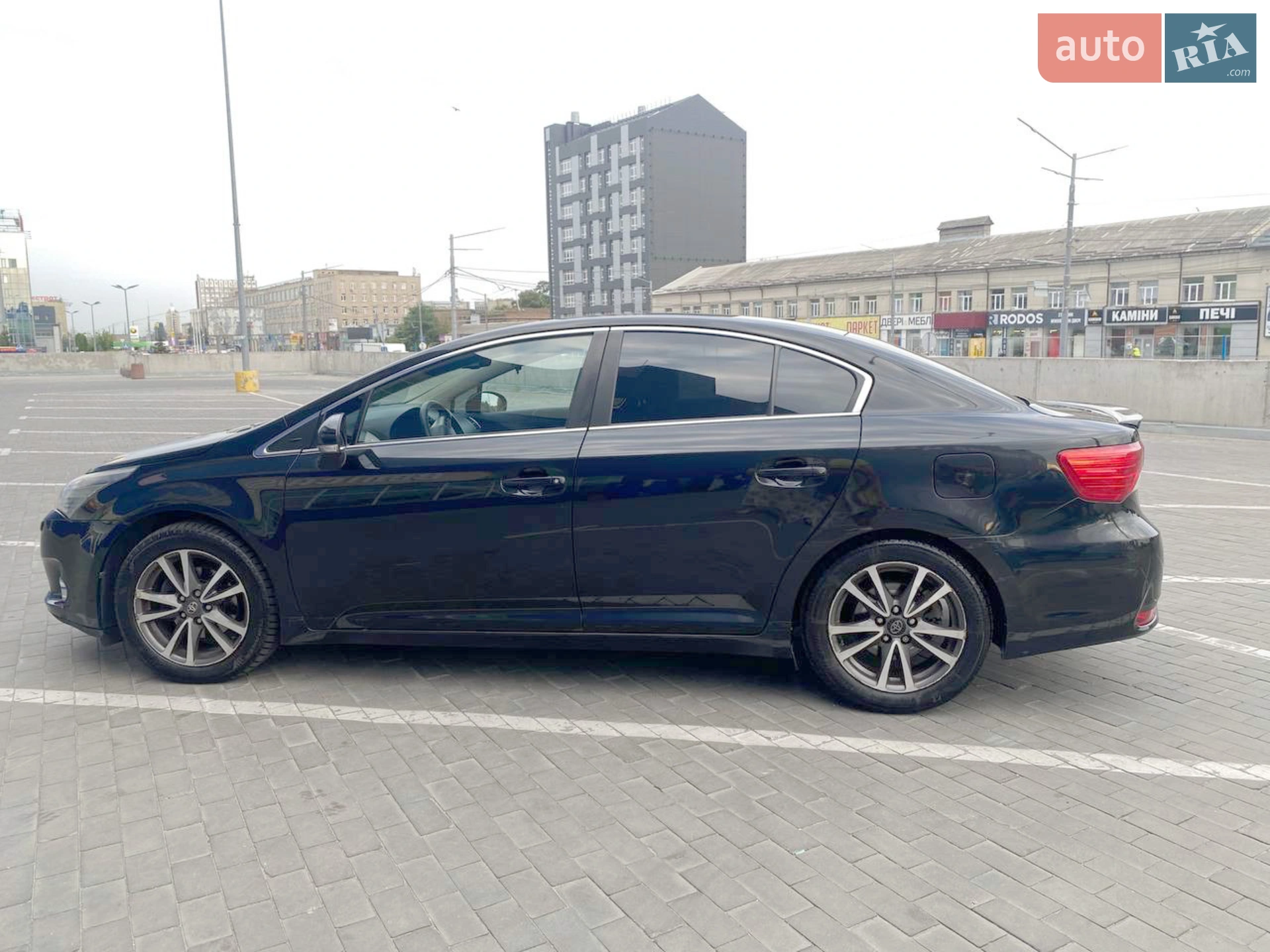 2013 Toyota Avensis - мініатюра 3