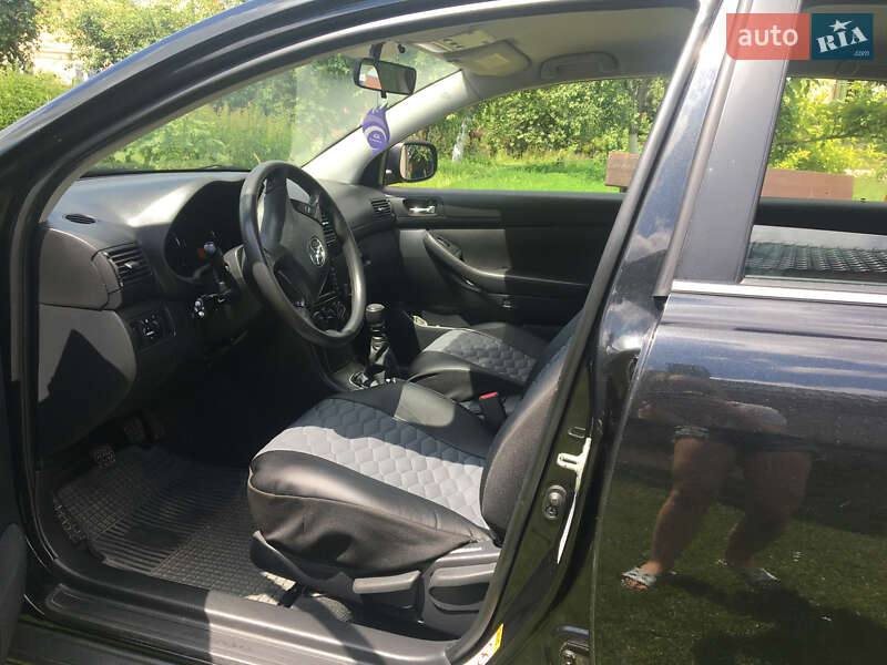 Универсал Toyota Avensis 2008 в Луцке