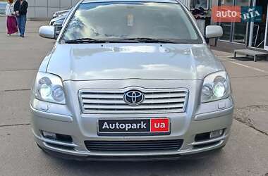 Седан Toyota Avensis 2004 в 