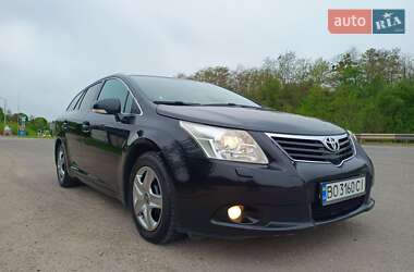 Універсал Toyota Avensis 2011 в 