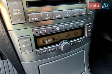 Седан Toyota Avensis 2007 в 