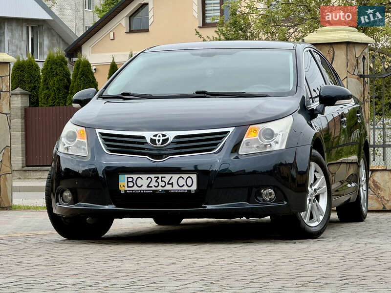 Toyota Avensis 2011