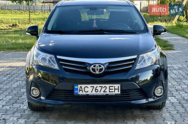 Универсал Toyota Avensis 2015 в 