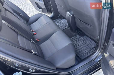Универсал Toyota Avensis 2015 в 
