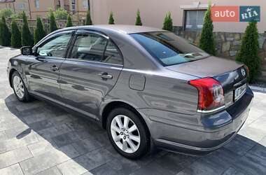 Седан Toyota Avensis 2008 в Ивано-Франковске