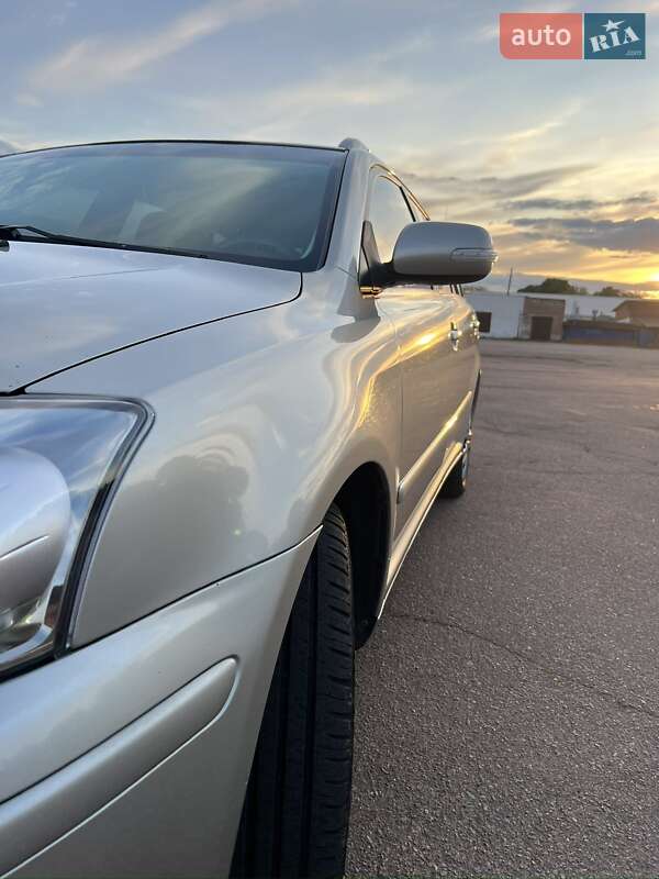 Универсал Toyota Avensis 2006 в Прилуках