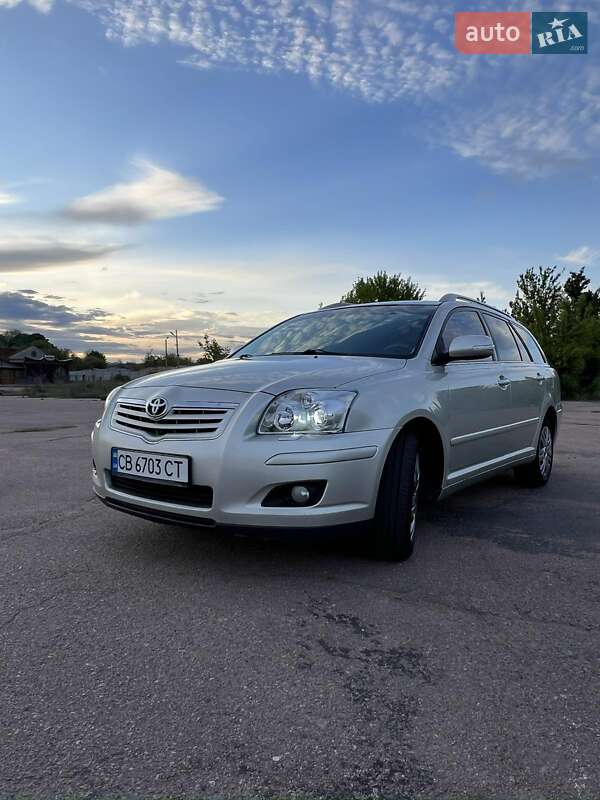 Универсал Toyota Avensis 2006 в Прилуках
