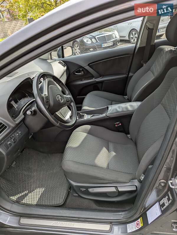 Универсал Toyota Avensis 2009 в Ровно фото 11 Универсал Toyota Avensis 2009 в Ровно