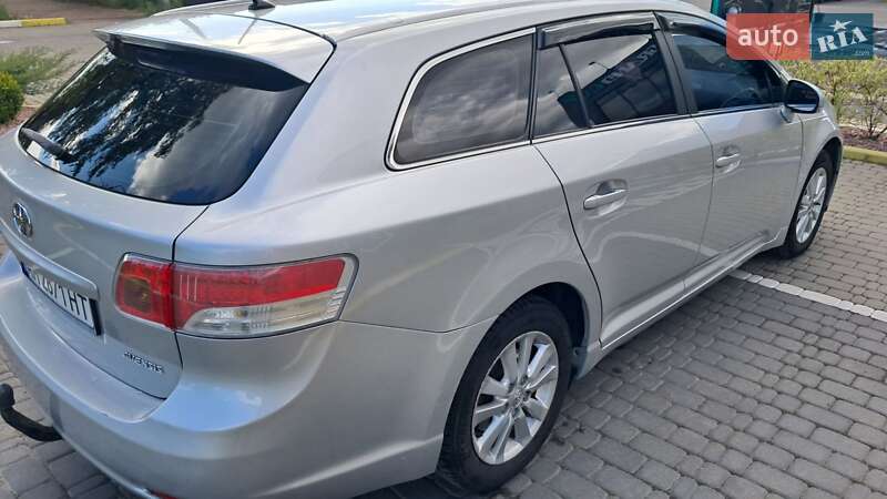 Універсал Toyota Avensis 2009 в Коростені