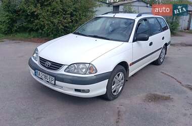 Універсал Toyota Avensis 2002 в Харкові