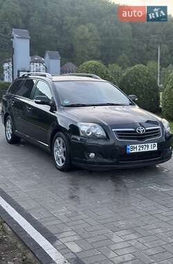 Універсал Toyota Avensis 2008 в Долині