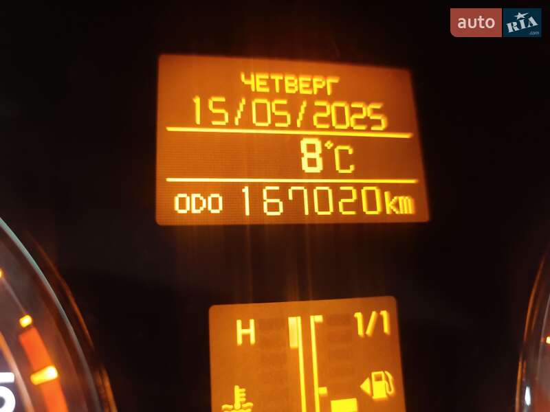 Седан Toyota Avensis 2011 в Івано-Франківську