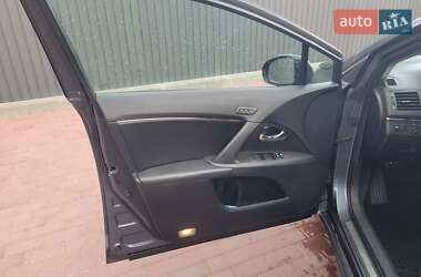 Універсал Toyota Avensis 2010 в 