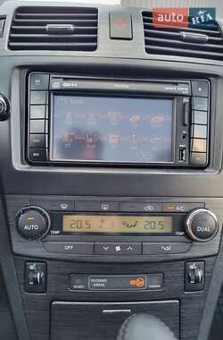 Універсал Toyota Avensis 2010 в 
