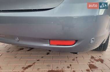 Універсал Toyota Avensis 2010 в 